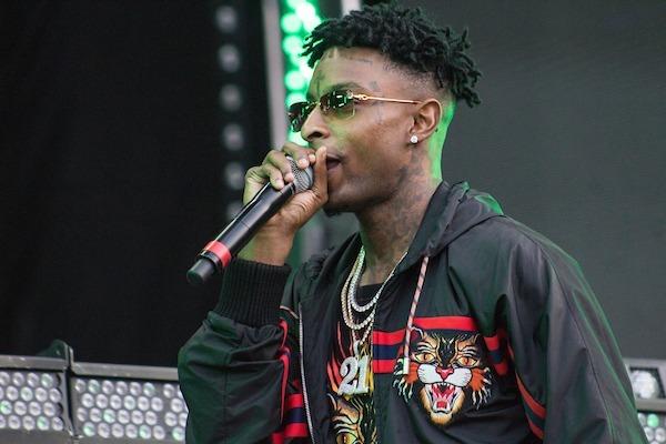 21 Savage Takes Roasting Session to Yung Bleu
