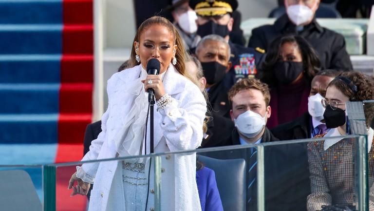 From Jennifer Lopez’s Mash-Up to Jordan 1s: 6 Highlights From Inauguration Day