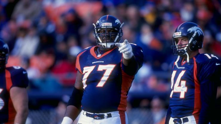 Two-Time Super Bowl Champion Tony Jones Dies At 54