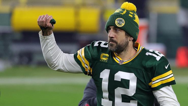 Aaron Rodgers Wins Third NFL MVP Award
