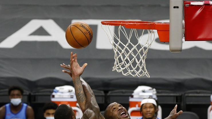 Rockets & Spurs Fans Get Into Massive Brawl In The Stands: Watch