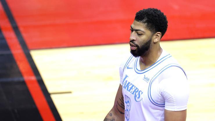 Anthony Davis Reportedly Suffering From Achilles Injury