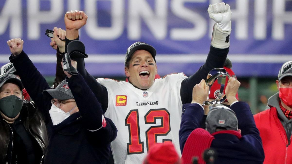 SOURCE SPORTS: Tom Brady to Receive Minor Offseason Surgery