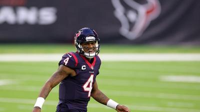 Deshaun Watson Brings Rare “The Rock” Rookie Card To Lunch With Timbaland