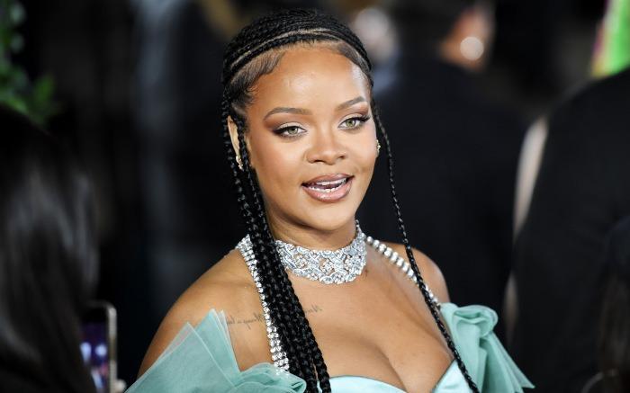 Rihanna’s Savage x Fenty Lingerie Line is Worth $1 Billion