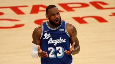 LeBron James Critiques Alex Caruso's Failed Buzzer-Beater