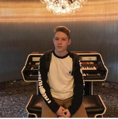 Rowe Rowe Shares His Vision Of The Music Industry Through His Spotify Playlist Titled Chill Vibes