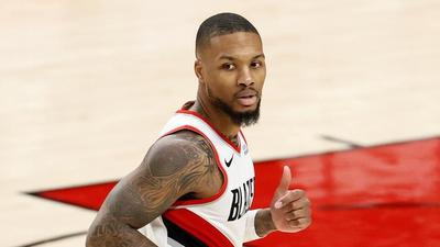 Damian Lillard Faced Multiple Losses & Deaths In 18 Months: "People Have No Idea"