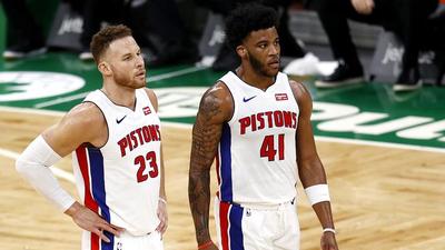 Blake Griffin Officially Signs With Nets, Fans React