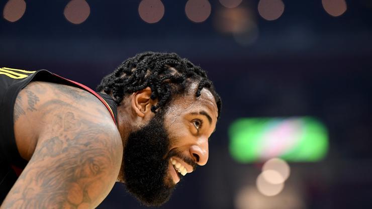 Andre Drummond Confirms Lakers Signing With First Picture In The Jersey
