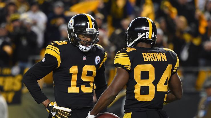 Antonio Brown Reportedly Blocked JuJu Smith-Schuster On Social Media