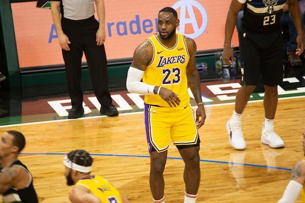 LeBron James Explains Why He Deleted Twitter Post Regarding Ma’Khia Bryant’s Killer