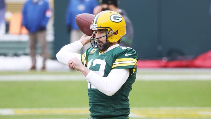 Aaron Rodgers Reportedly Considering Retirement