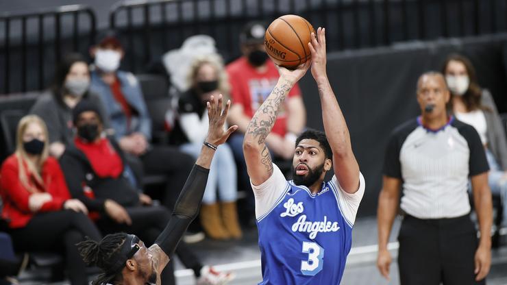 Anthony Davis Claims He's Excited About The Lakers' Predicament