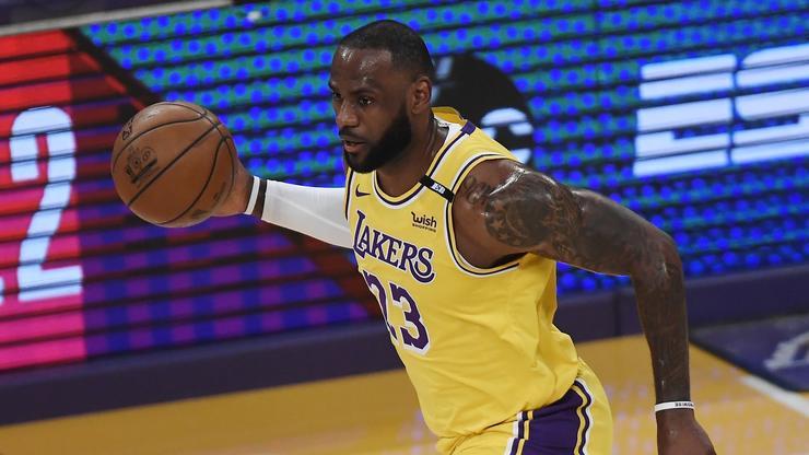 LeBron James Avoids Suspension After Breaking Health & Safety Protocols