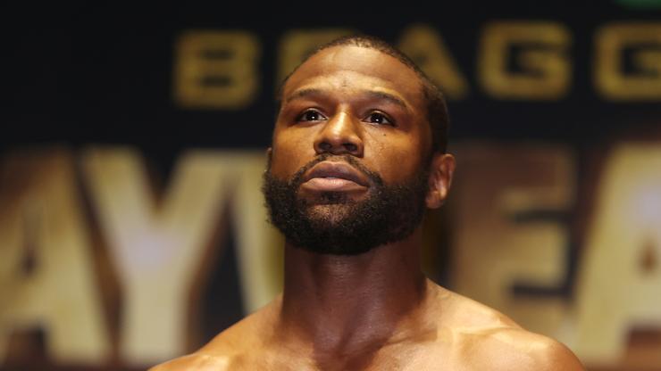 Floyd Mayweather Rewards Team With $1 Million Worth Of Cars