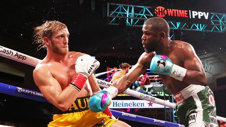 Floyd Mayweather Vs. Logan Paul Fight Dubbed A "Sham" By Twitter