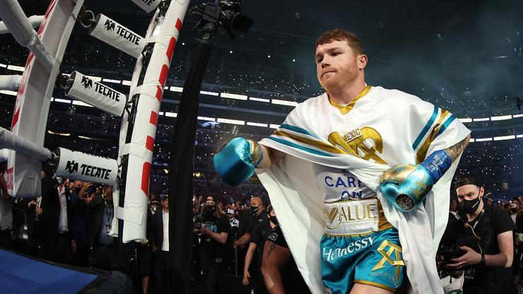 Canelo Alvarez Slams Mayweather-Paul Fight, Jake Paul Responds
