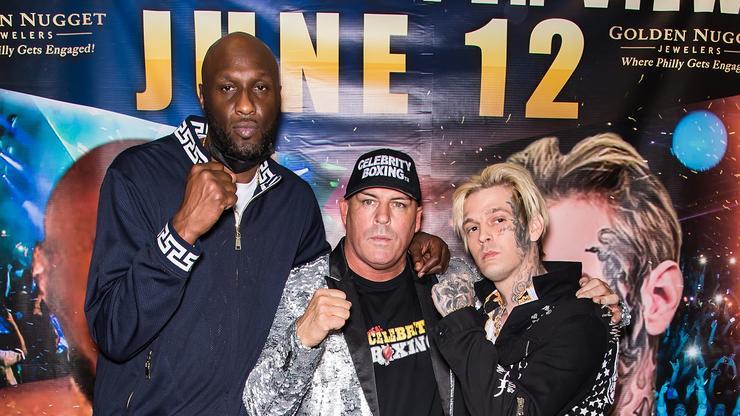 Lamar Odom TKOs Aaron Carter In Boxing Match & Fans Hilariously React