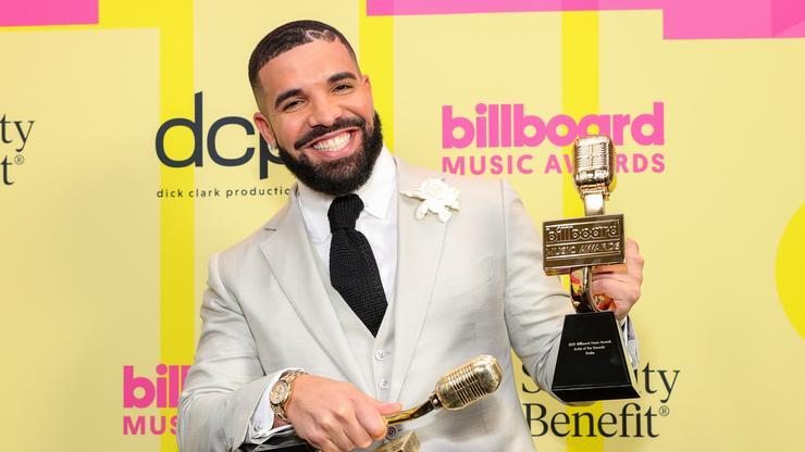 Drake Gets Into It With The Ref At Bronny James Jr.'s Basketball Game