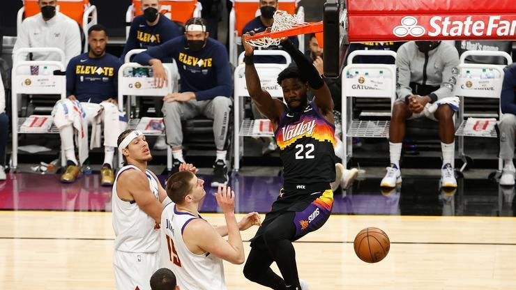 Deandre Ayton Expresses Bewilderment Over Nikola Jokic's Stat Line