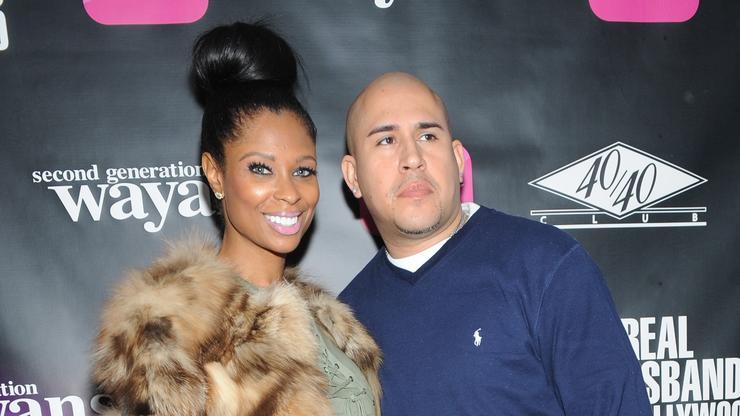 "Love & Hip Hop" Stars Cisco Rips Gloves Off During Peter Gunz Fight