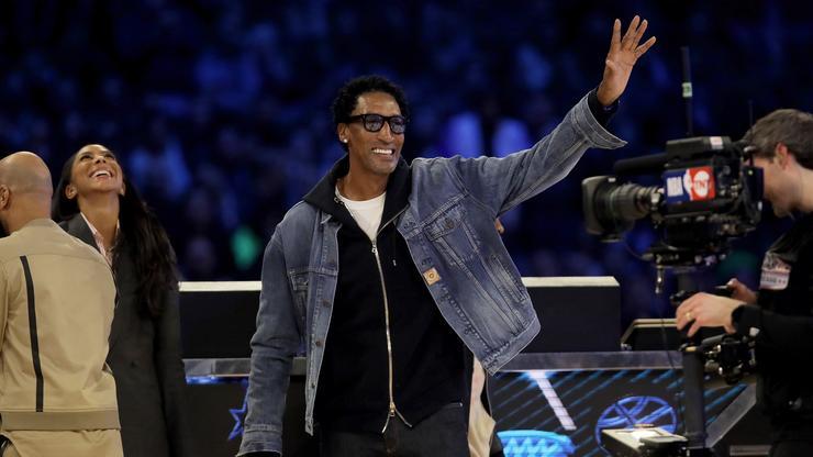 Scottie Pippen Calls Phil Jackson's Toni Kukoc Play A "Racial Move"