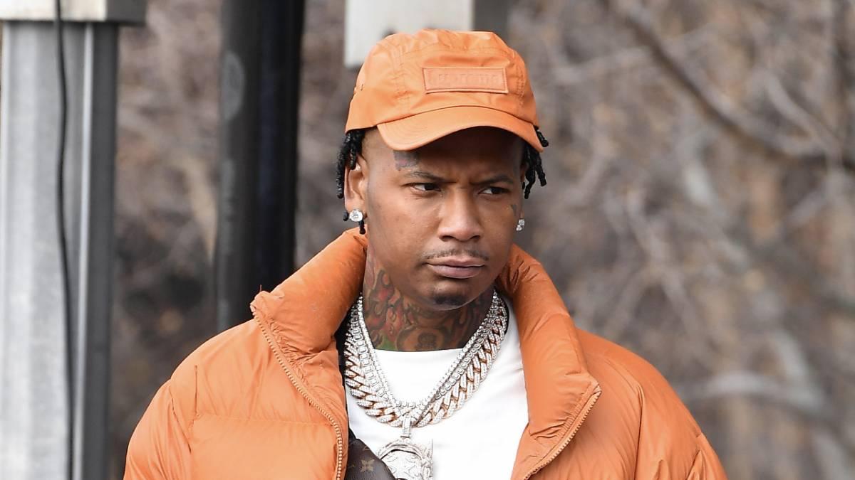 MoneyBagg Yo Shuts Down Fan Concerned about Chlorophyll Challenge