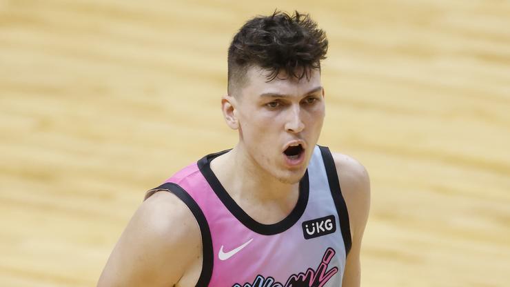 Tyler Herro's Boxing Skills Roasted By NBA Fans