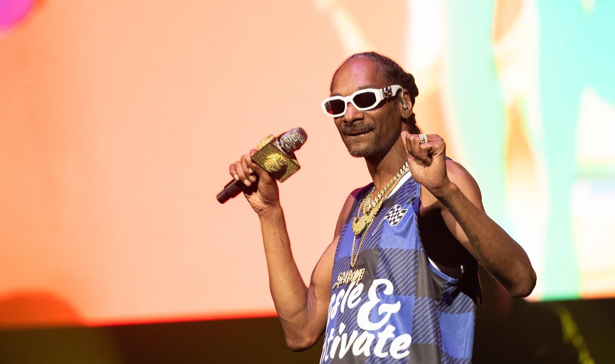 Snoop Dogg Gives Update on the Condition of His Mother