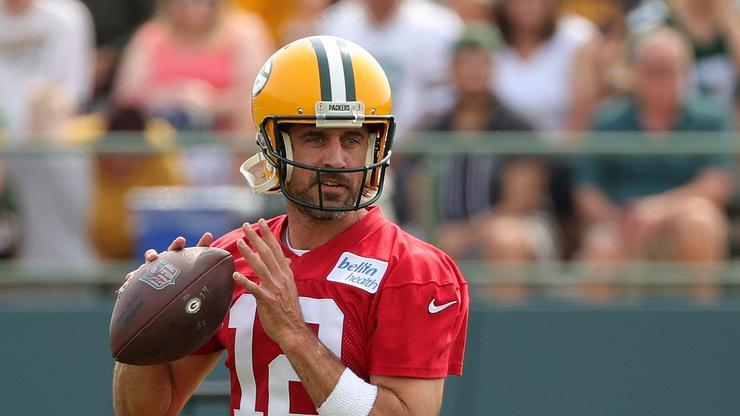 Aaron Rodgers Weighs In On Simone Biles Controversy