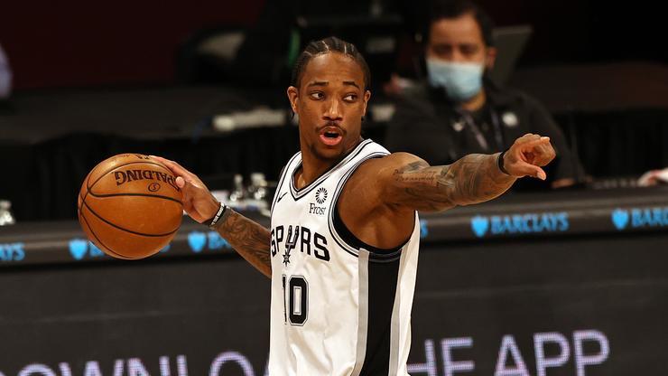 DeMar DeRozan Reportedly Willing To Take Pay Cut For The Lakers