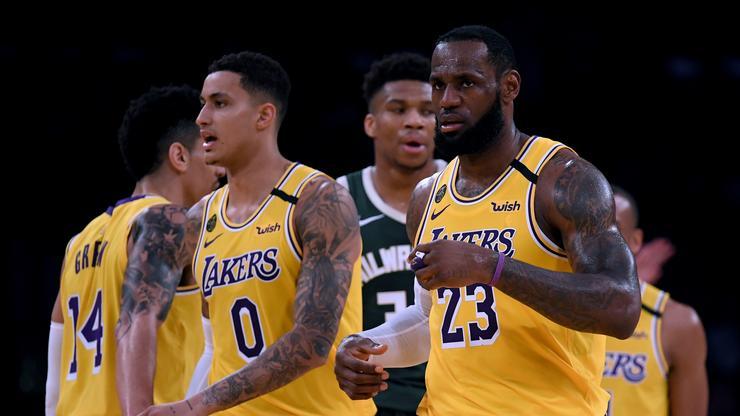LeBron James & Jared Dudley Join Kyle Kuzma For Farewell Dinner
