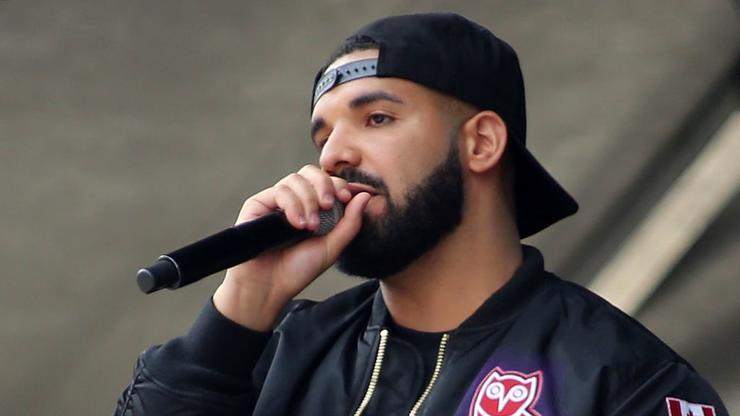 Drake Welcomes Raptors Draft Picks To Toronto