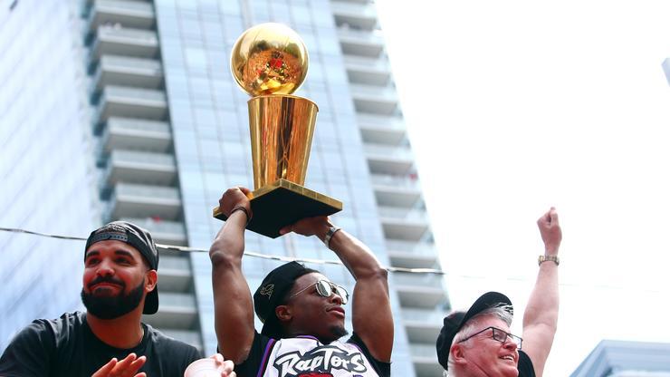 Drake Comments On Kyle Lowry's Sign & Trade To The Miami Heat