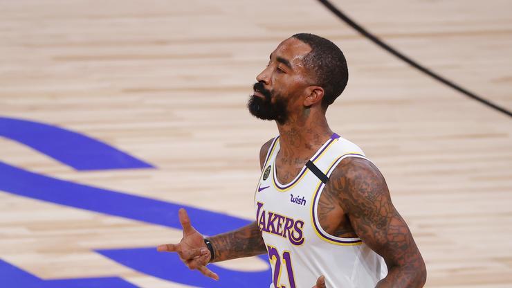 JR Smith Enrolls In University To Pursue Golf, Twitter Reacts