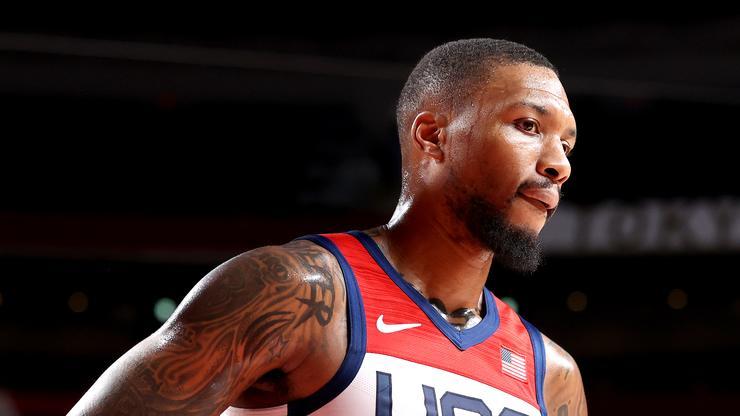 Damian Lillard Gets Snarky With Fan Who Claims He's Going To L.A.