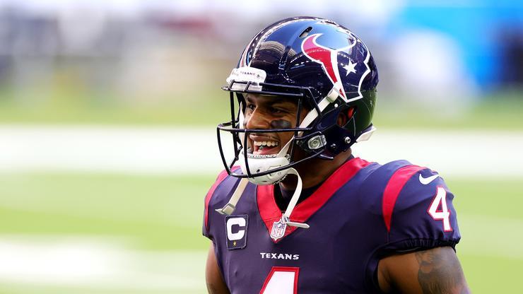 Deshaun Watson Lashes Out At Reporters For Always Filming Him