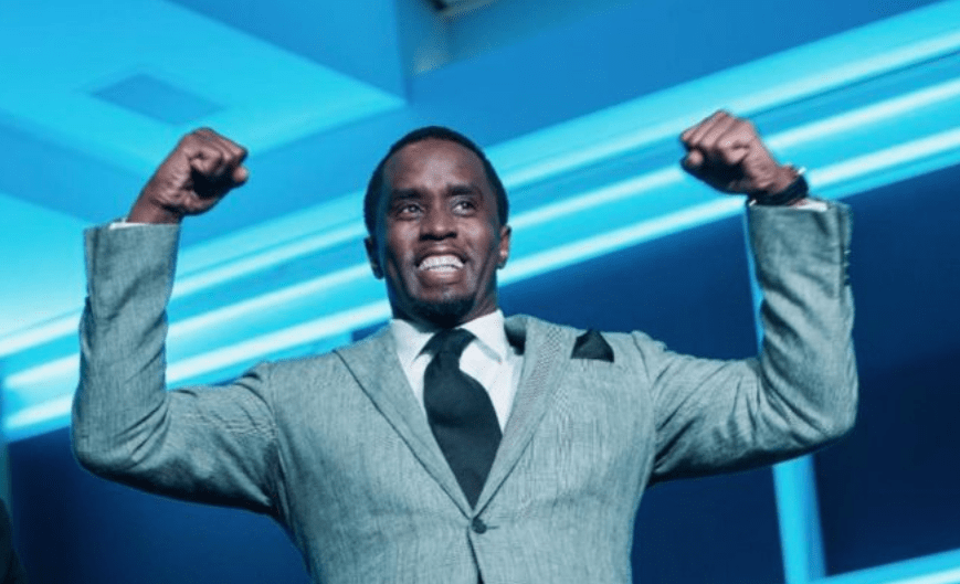 Happy 52nd Birthday To The Original “Bad Boy” Diddy!