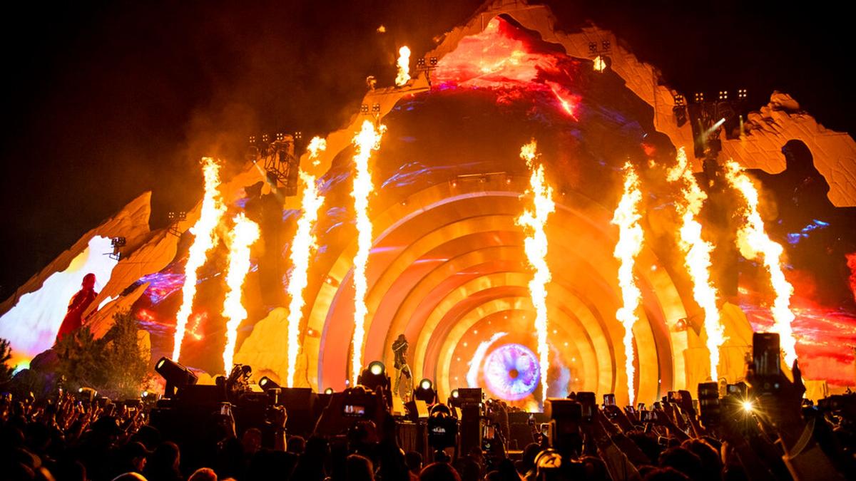 FBI Joins Criminal Investigation Into Fatal Astroworld Festival Disaster