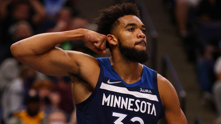 Karl-Anthony Towns Jokingly Reacts to Dominant Win Vs. Lakers