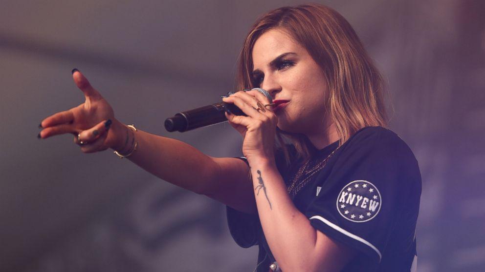 JoJo Sparks Social Media Debate Over TikTok Marketing Artist