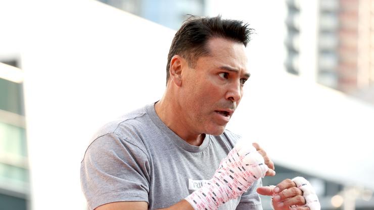 Oscar De La Hoya Singles Out Floyd Mayweather While Detailing Comeback Plans
