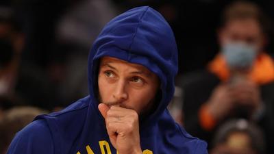 Steph Curry Breaks The All-Time 3-Point Record: Watch