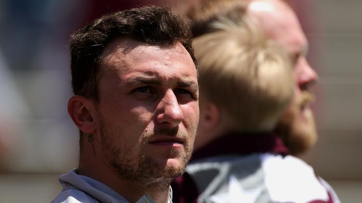 Johnny Manziel Hilariously Snubs Giants Fan