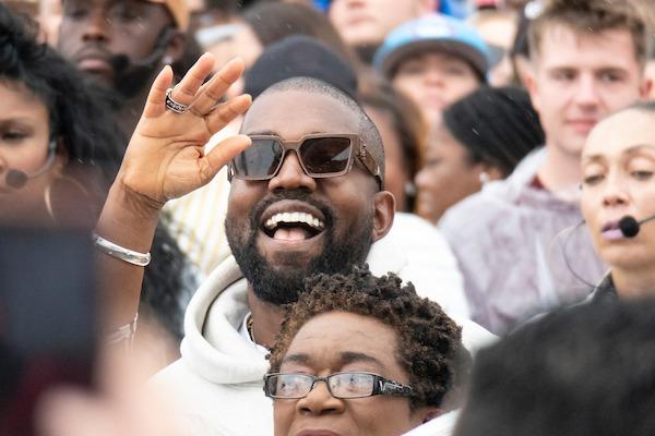 ICYMI: Ye to Take Sunday Service to Russia and Meet with Vladimir Putin