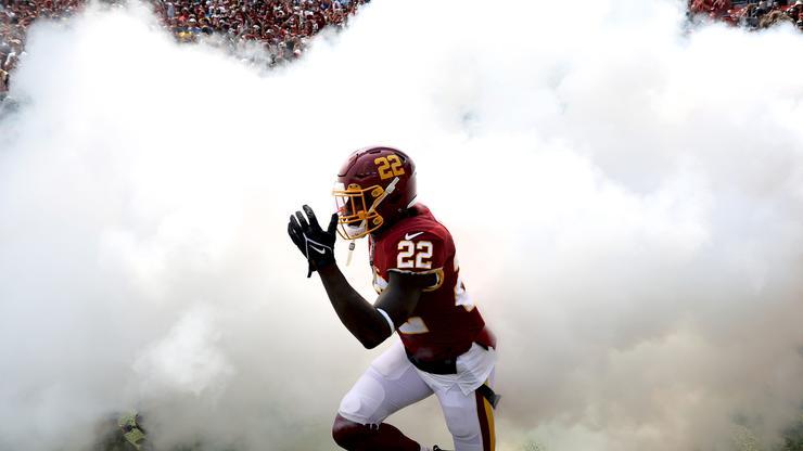 Deshazor Everett 911 Call Surfaces Online Following Car Accident
