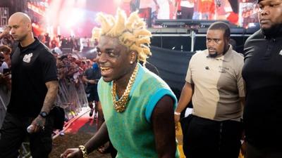 Kodak Black Takes Date To Hockey Game, Gets Accused Of Having Sex In VIP Section: Report