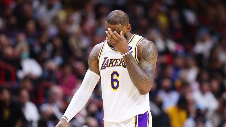 LeBron James Could Be Out Of LA, Says This Knicks Legend