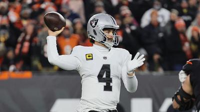 Derek Carr's Reported Salary Demands Could Shock Some Fans
